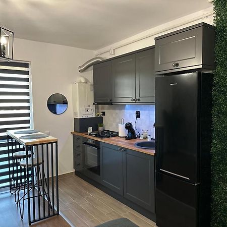 Atractiv Apartaments Chiajna Exterior foto